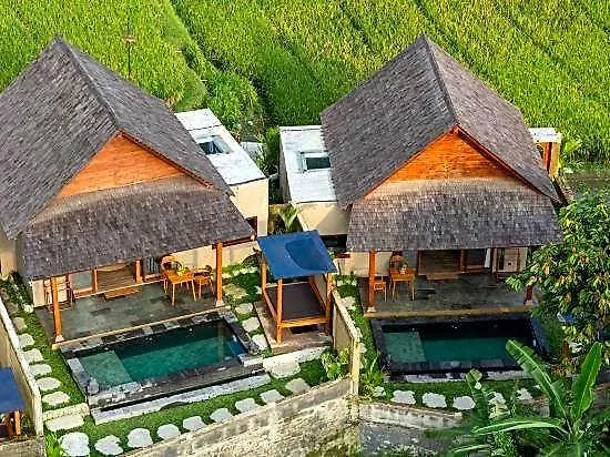 Moonterra Sebatu 4*