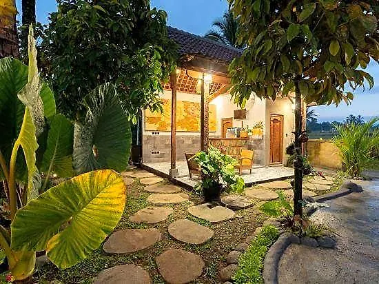 Moonterra Sebatu 4*